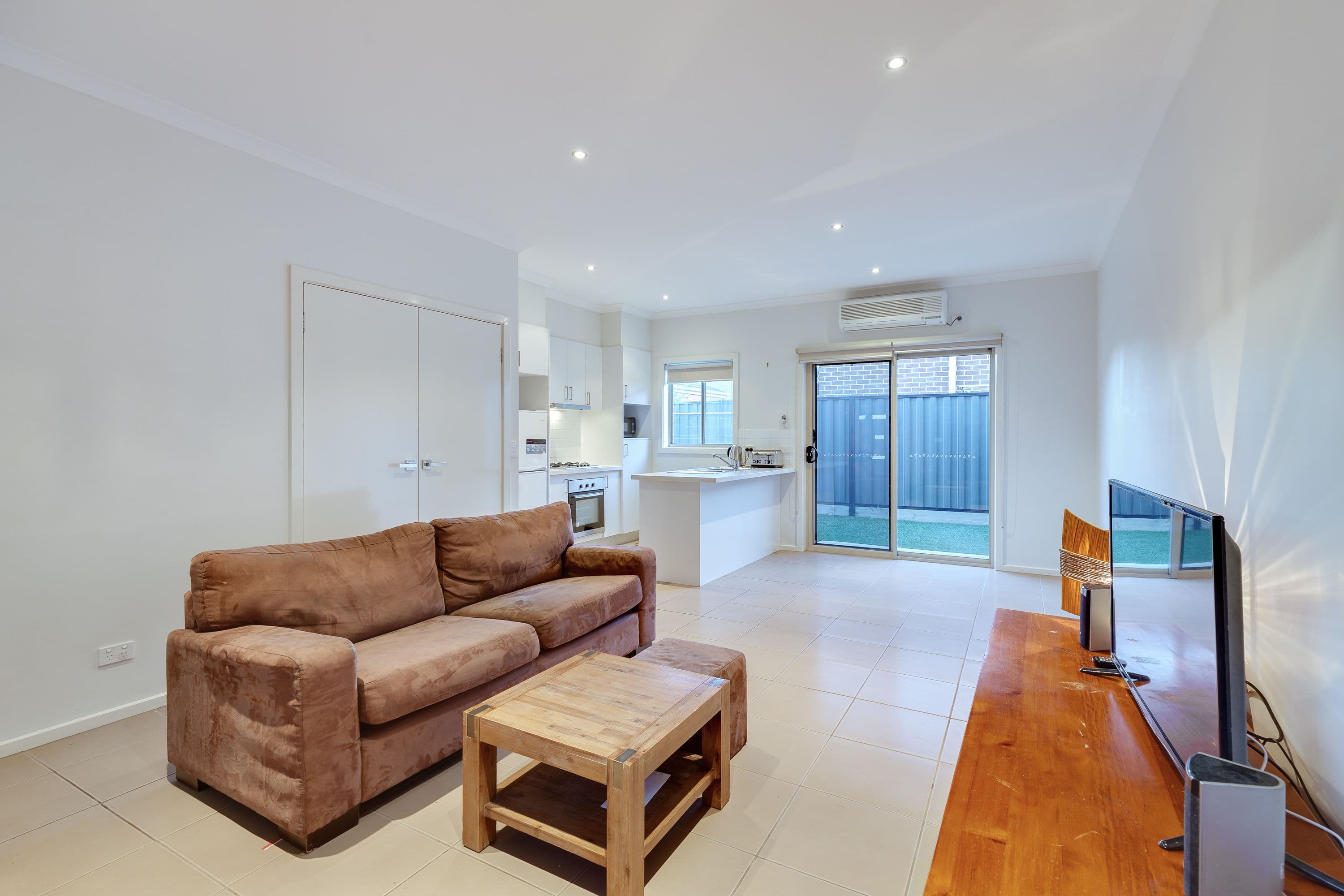 21 Yumbarra Parade, Wollert VIC 3750, Wollert - Thumbnail 4