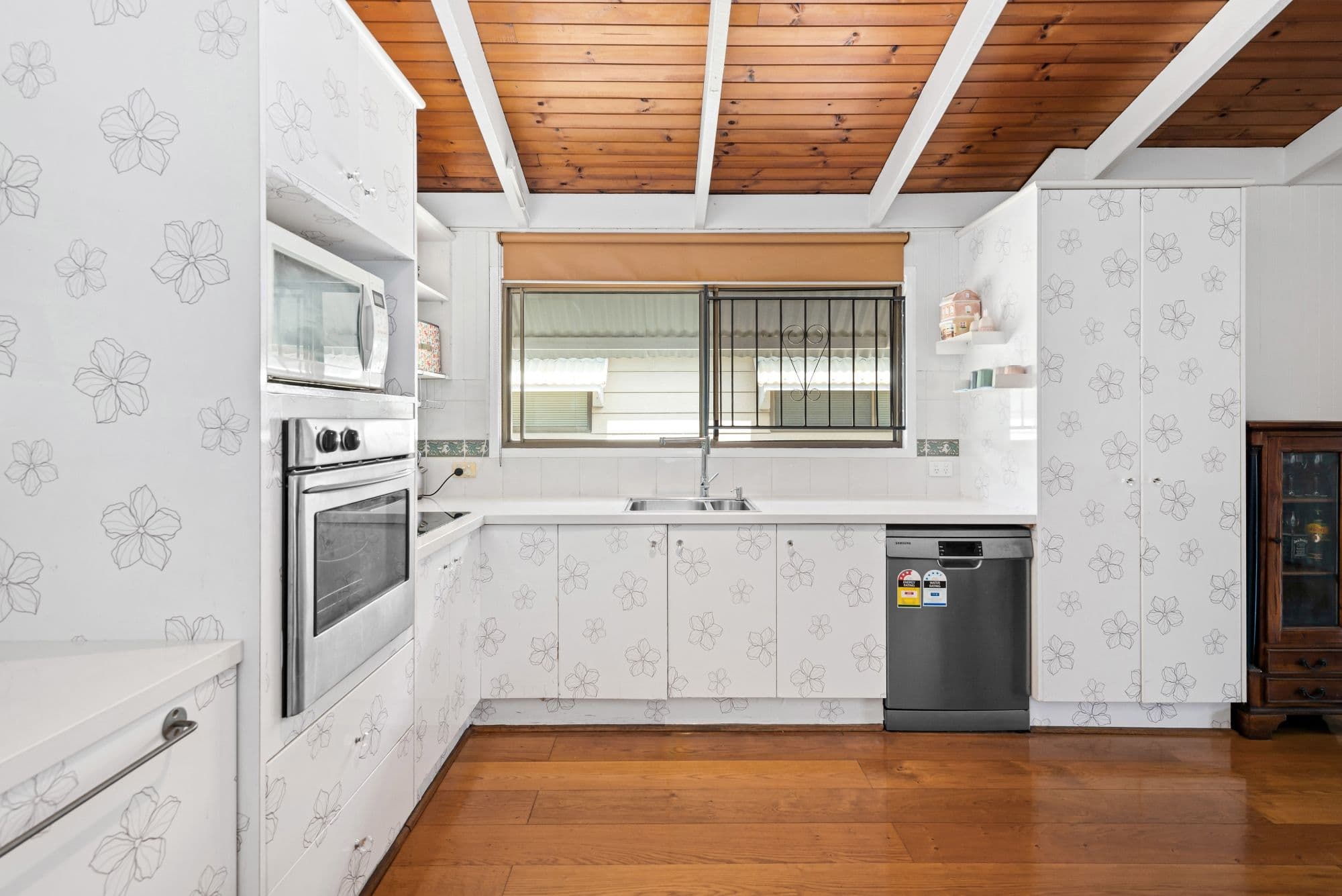 75 Plumer Street, Sherwood QLD 4075, Sherwood - Thumbnail 4