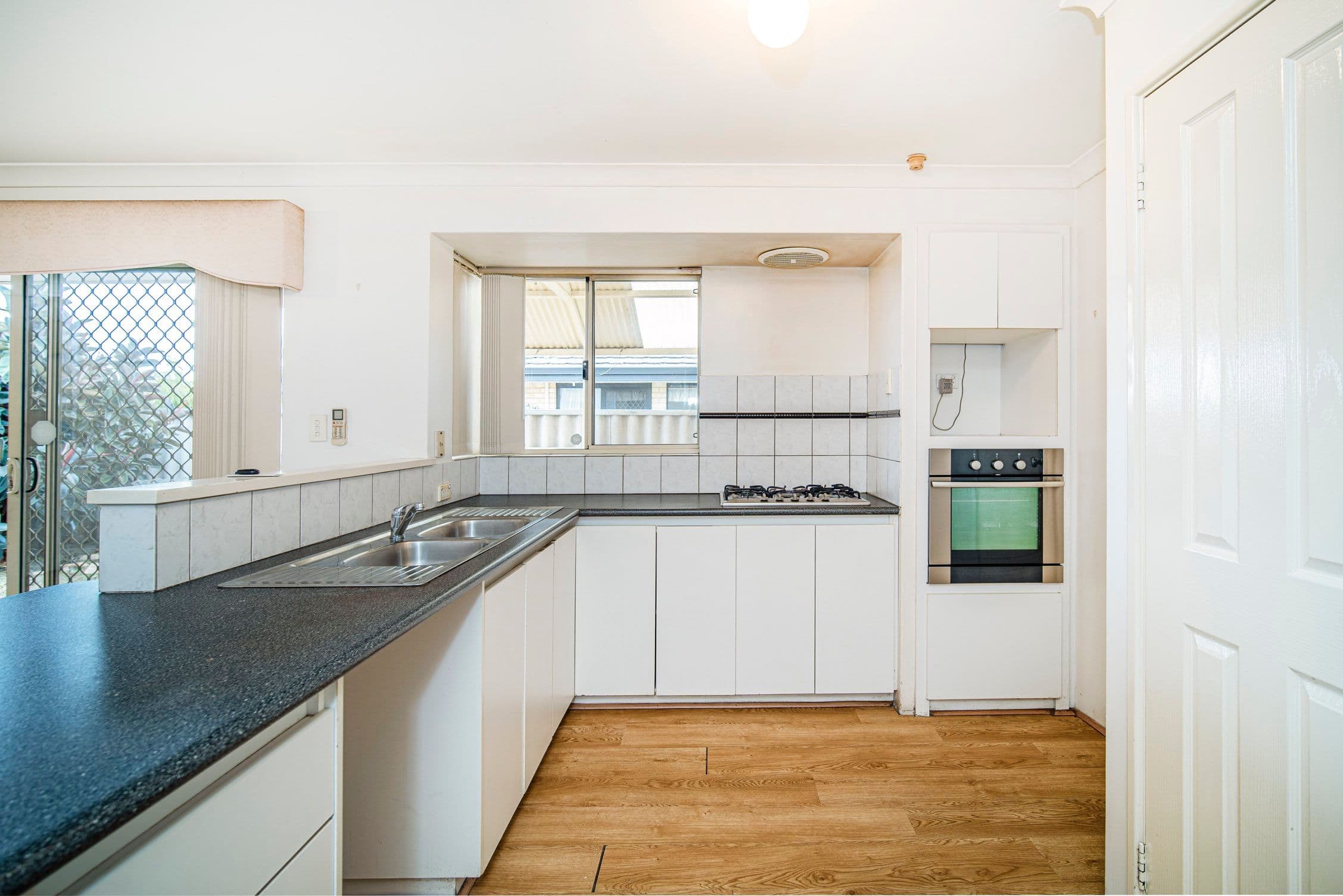 9 Selwyn Place, Rivervale WA 6103, Rivervale - Thumbnail 8