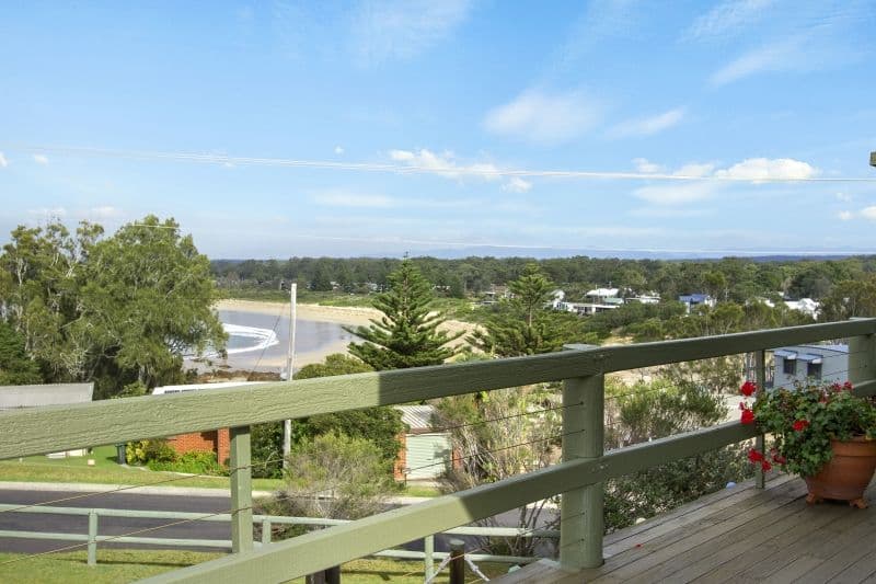 84 Annetts Parade, Mossy Point - Thumbnail 2