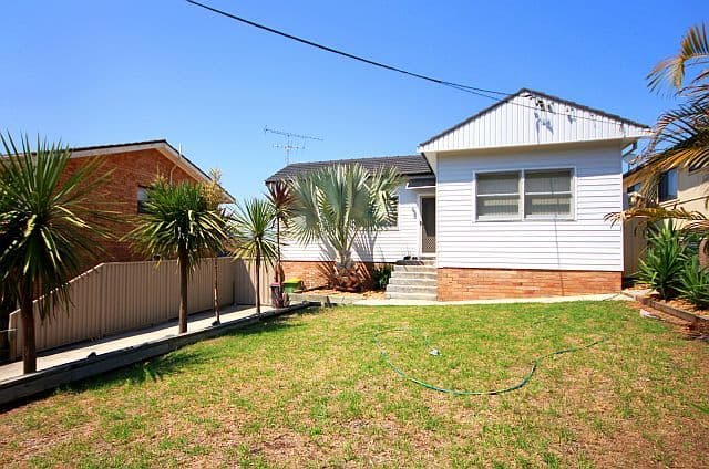 43 Bellevue Avenue, GEORGES HALL NSW 2198, Georges Hall - Image 1