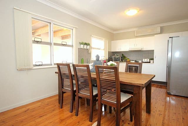 43 Bellevue Avenue, GEORGES HALL NSW 2198, Georges Hall - Thumbnail 4