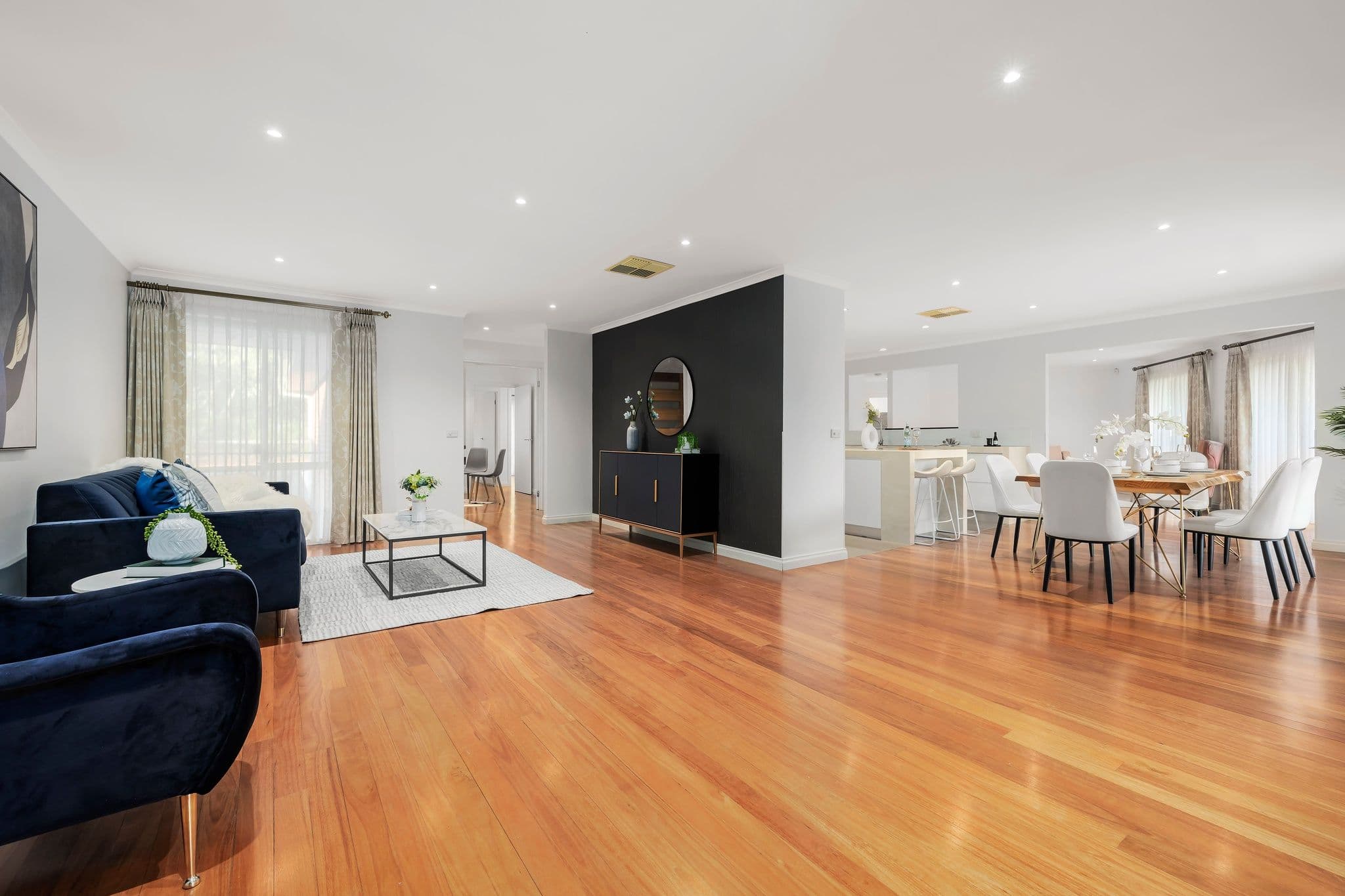 12 Amethyst Walk, Bundoora VIC 3083, Bundoora - Thumbnail 2