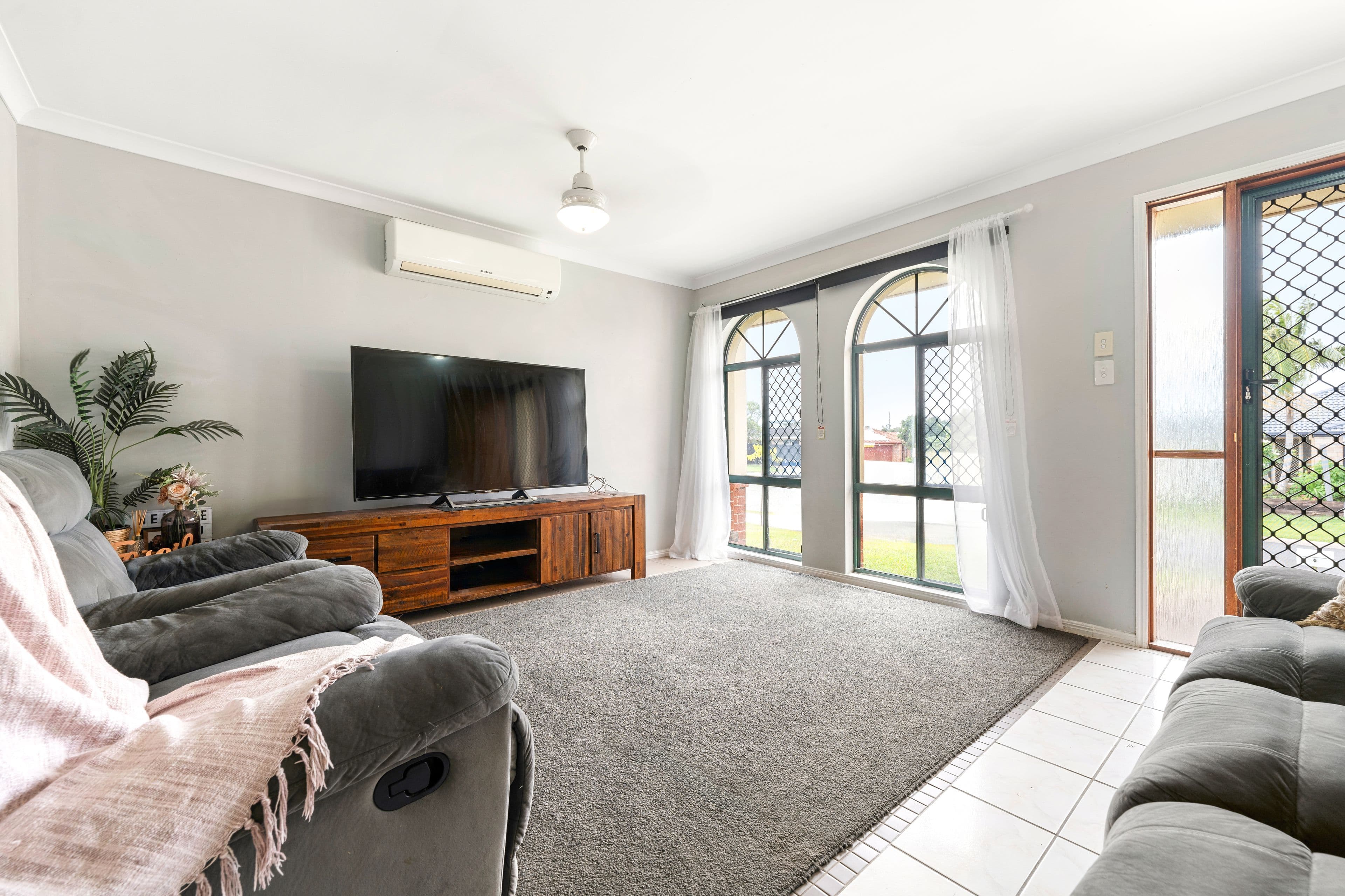 2 Prolific Place, Upper Coomera QLD 4209, Upper Coomera - Thumbnail 2