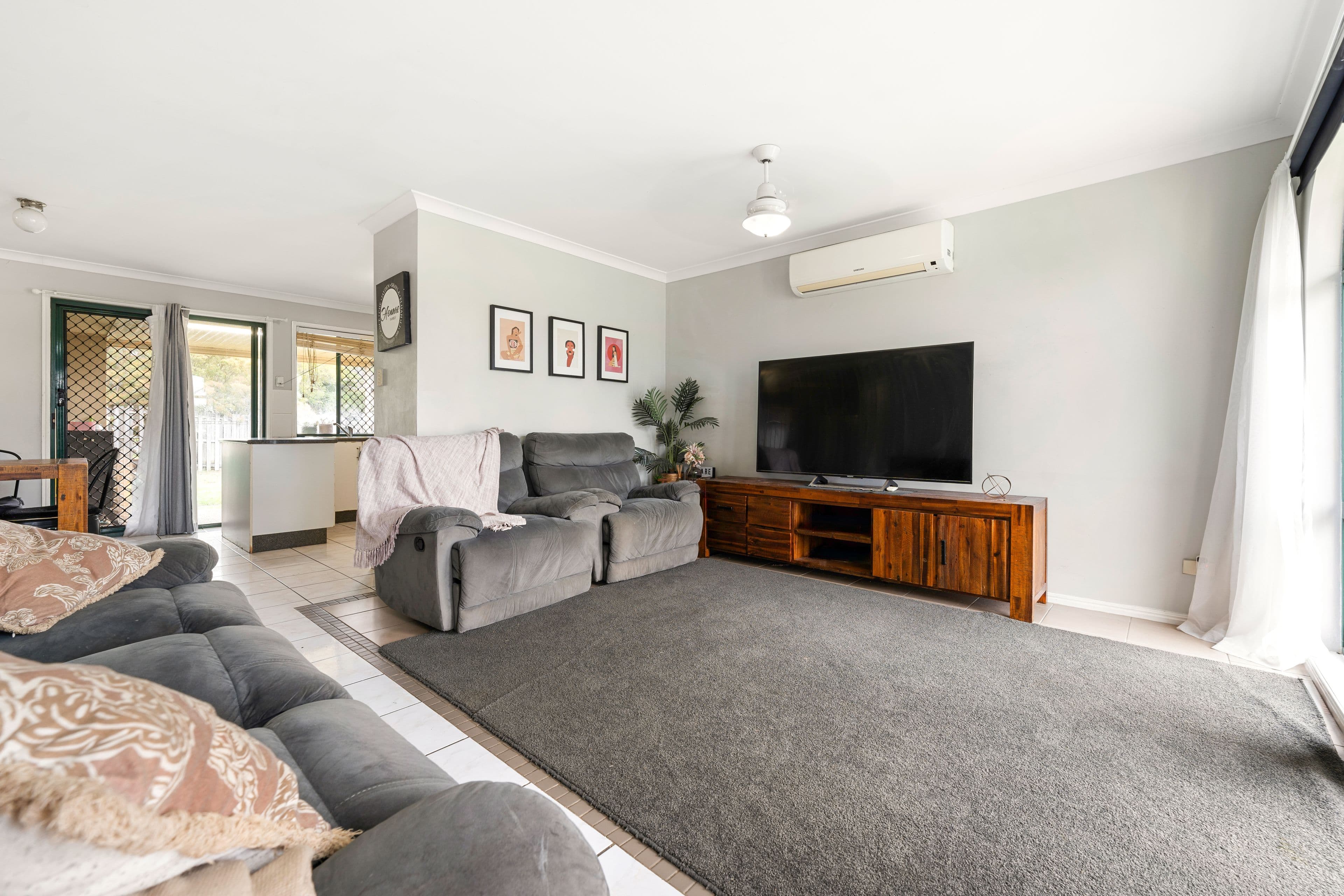 2 Prolific Place, Upper Coomera QLD 4209, Upper Coomera - Thumbnail 3