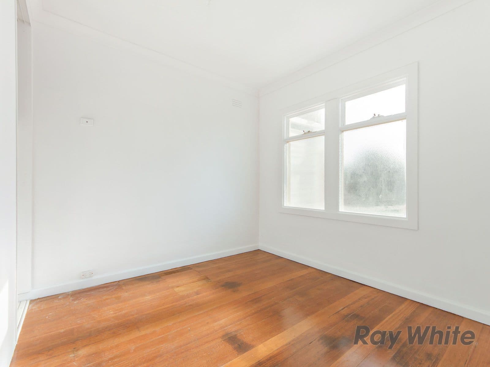 61 Conrad Street, St Albans VIC 3021, St Albans - Thumbnail 5