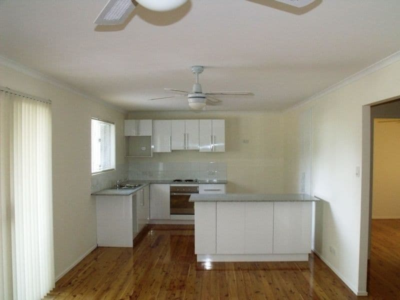 5 Binburra Street, RUSSELL ISLAND QLD 4184, Russell Island - Thumbnail 4