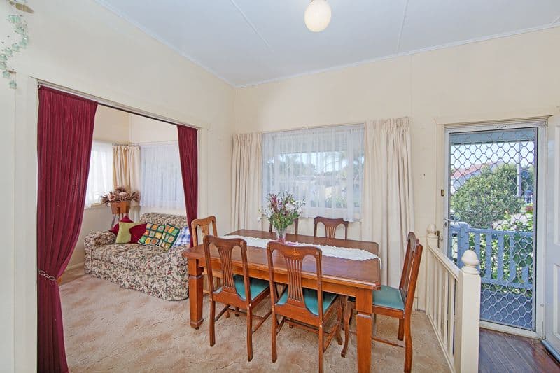 15 Brooke Avenue, KILLARNEY VALE NSW 2261, Killarney Vale - Thumbnail 3