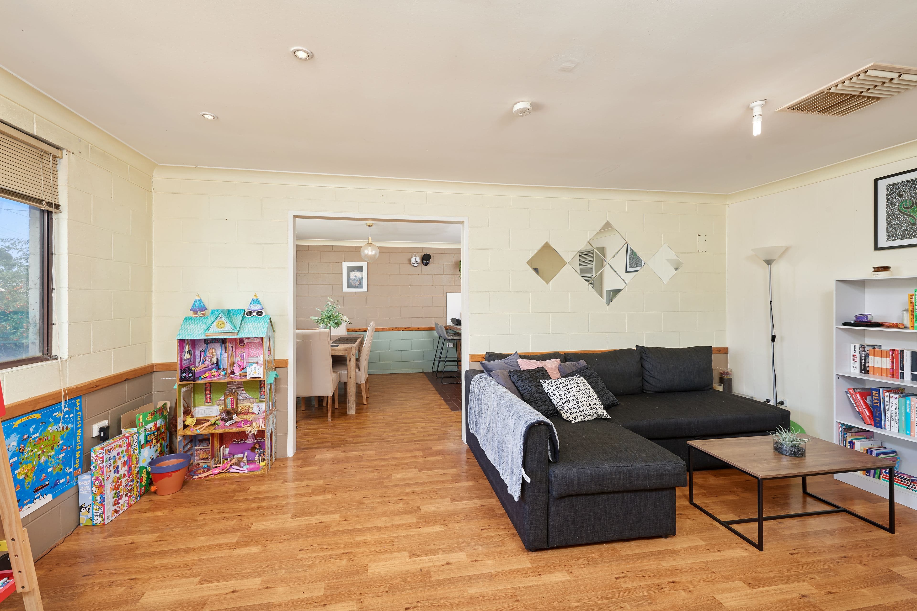 6 George Street, Junee NSW 2663, Junee - Thumbnail 2