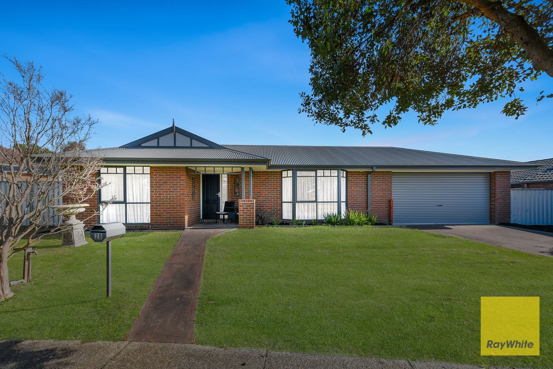20 Caron Close, Hallam VIC 3803, Hallam - Image 1
