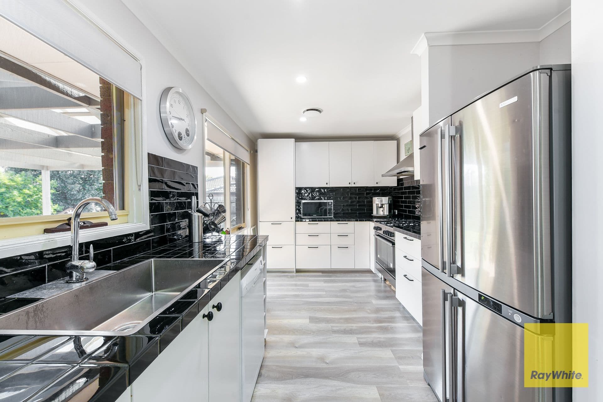 20 Caron Close, Hallam VIC 3803, Hallam - Thumbnail 6