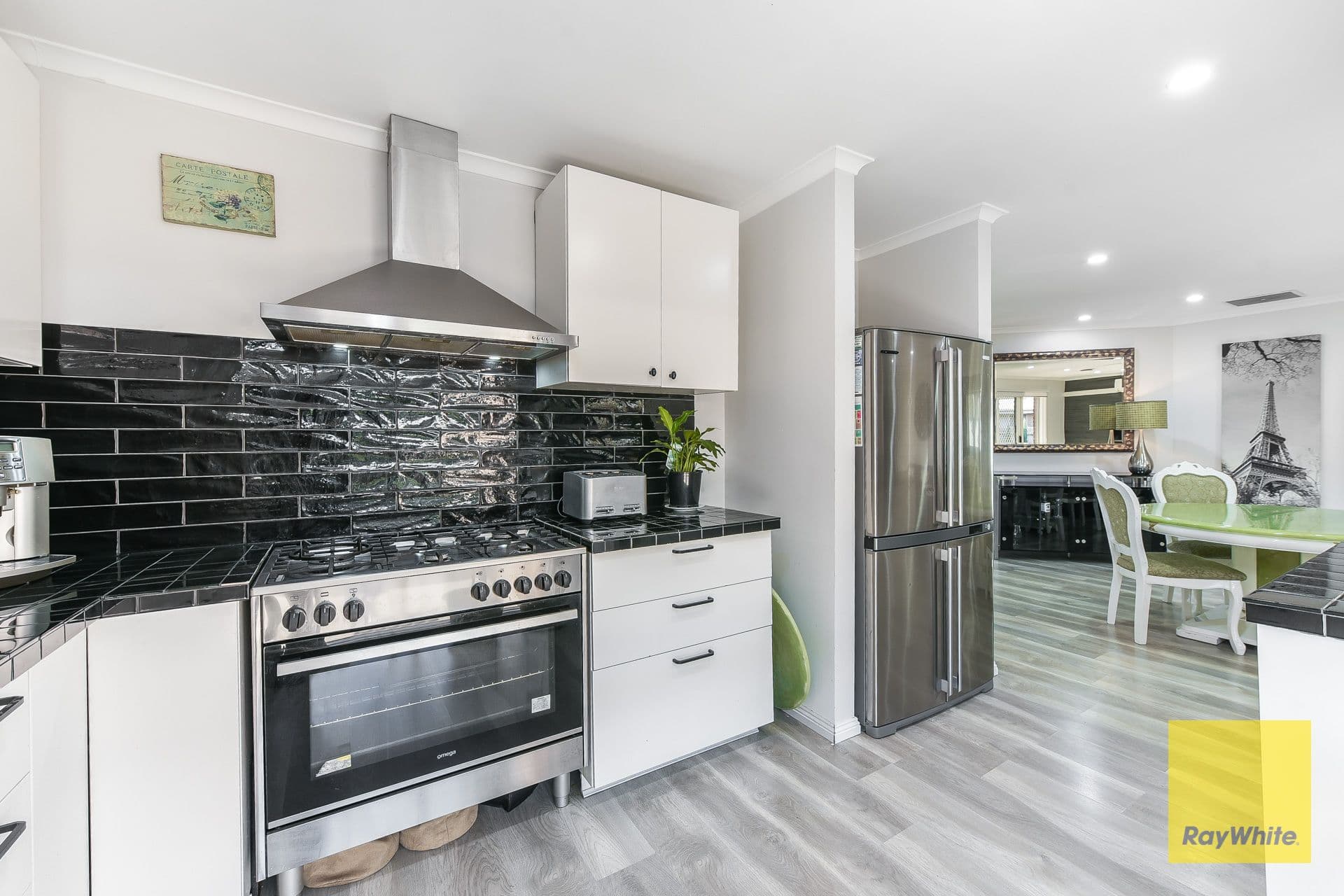 20 Caron Close, Hallam VIC 3803, Hallam - Thumbnail 7