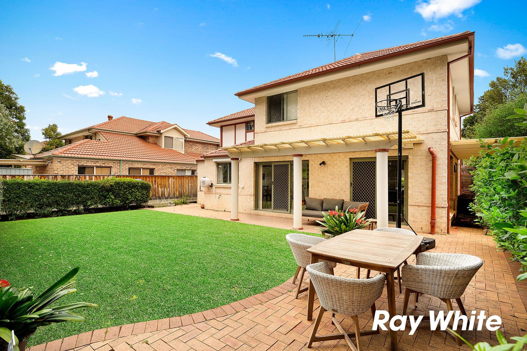 8 Longley Place, Castle Hill - Thumbnail 8