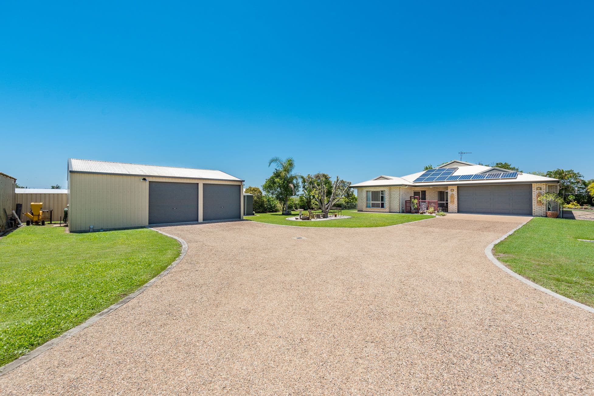 138 McCarthy Road, Avenell Heights QLD 4670, Avenell Heights - Thumbnail 2