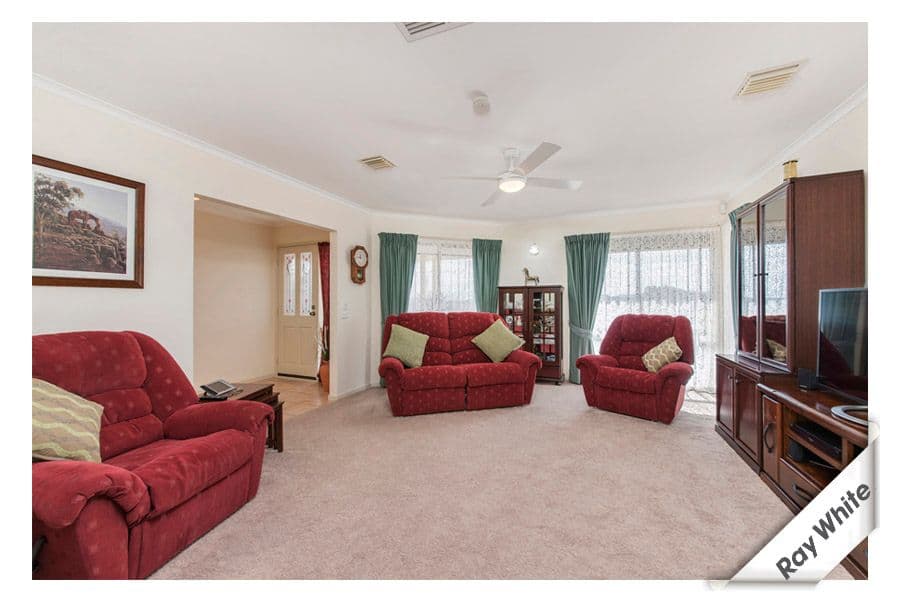 48 Charlton Crescent, GORDON ACT 2906, Gordon - Thumbnail 4