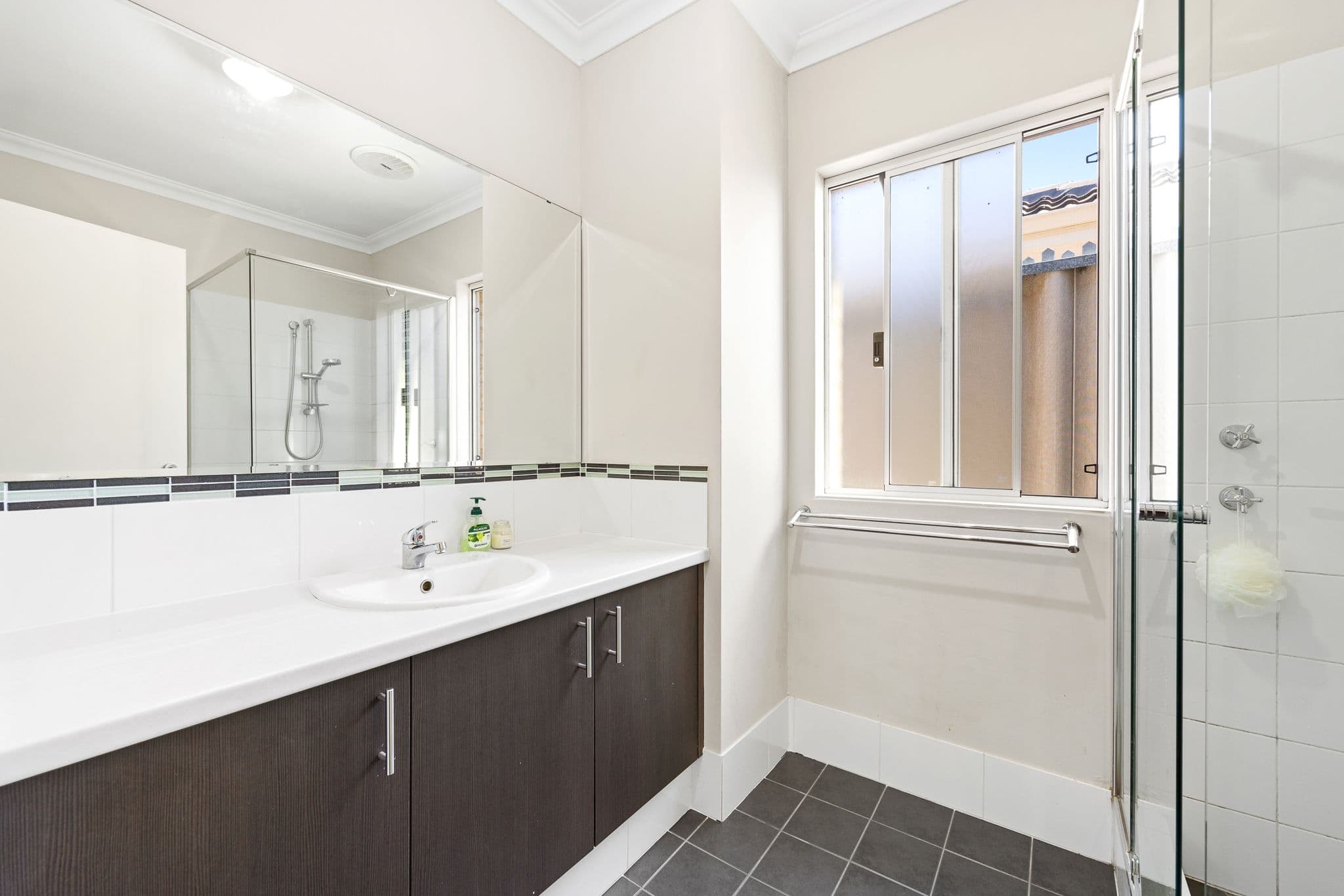 12A Kelly Street, Cloverdale WA 6105, Cloverdale - Thumbnail 5
