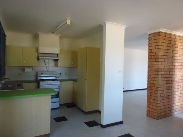 12 Felicia Street,, RANGEWAY WA 6530, Rangeway - Thumbnail 2
