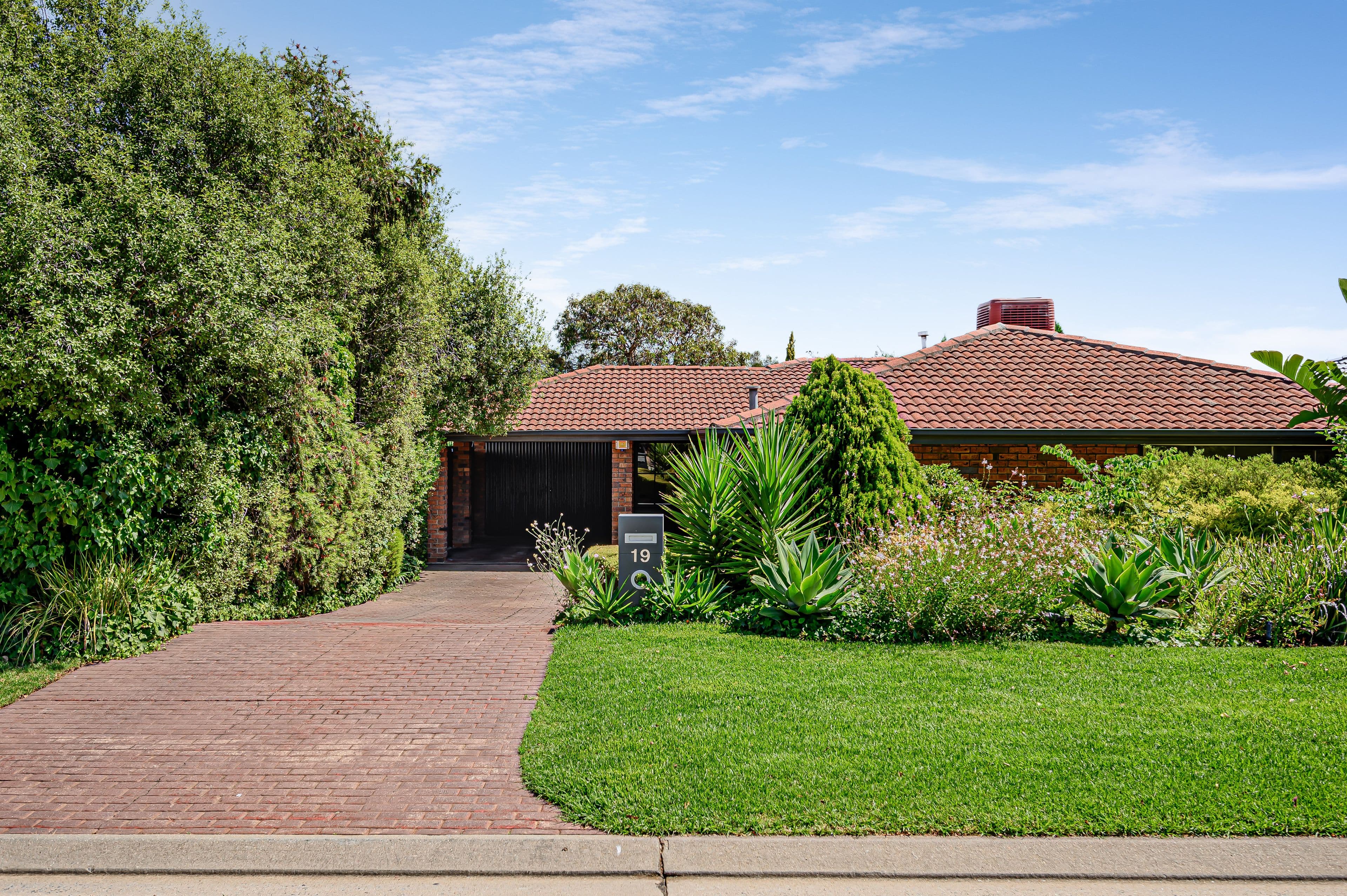19 Royal Admiral Place, Surrey Downs SA 5126, Surrey Downs - Thumbnail 2