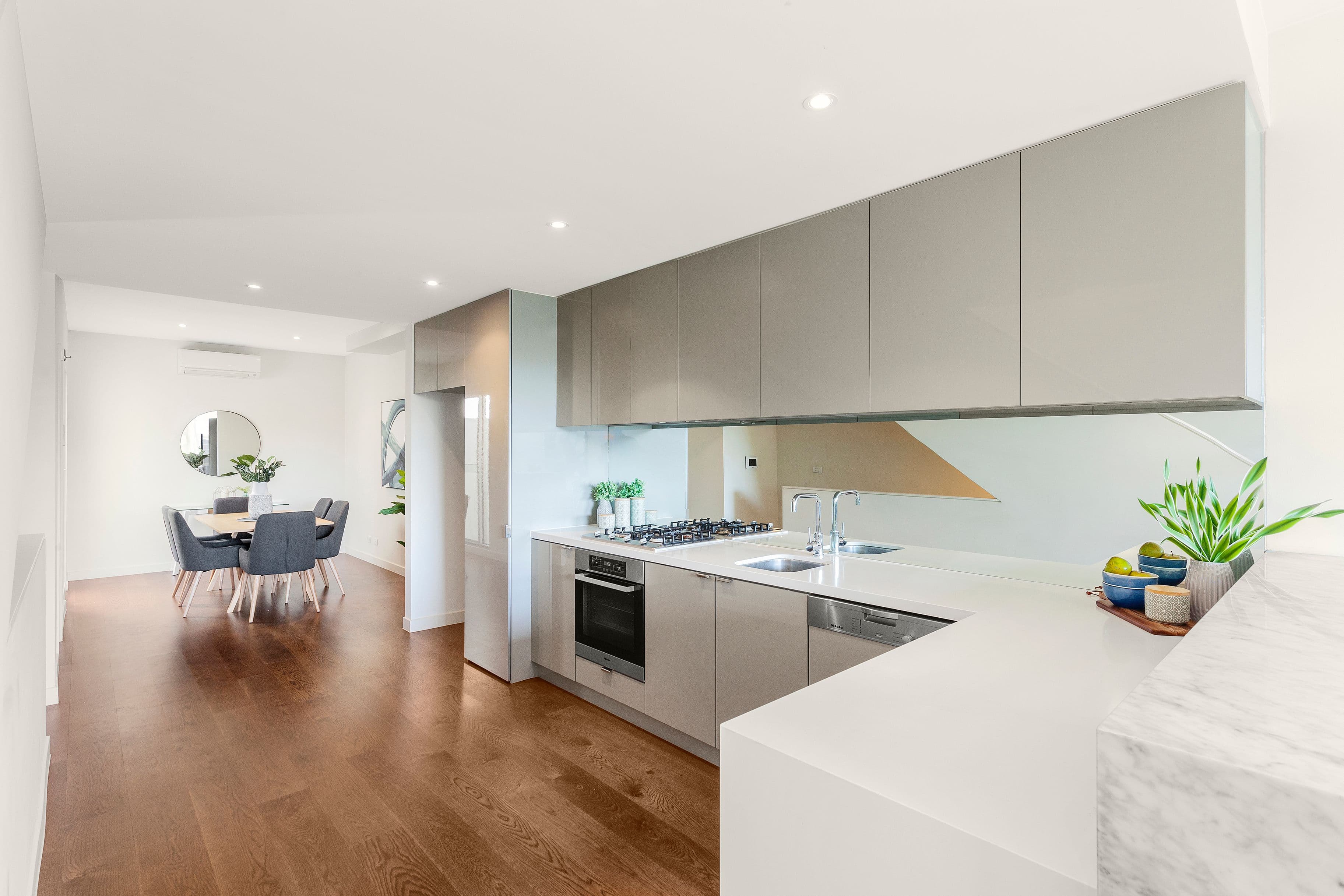170 Beach Road, Sandringham VIC 3191, Sandringham - Thumbnail 2