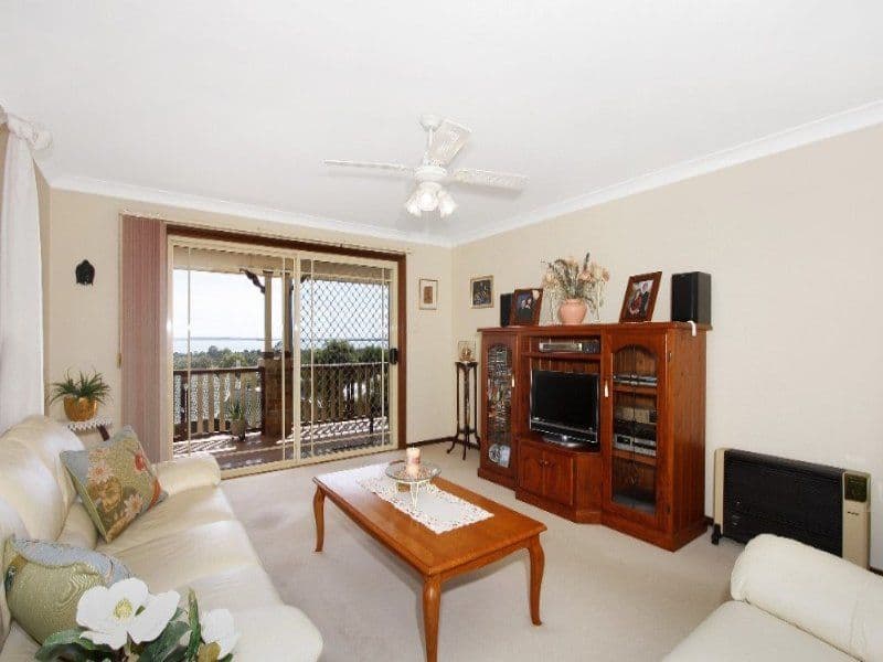 30 Hillside Drive, BERKELEY VALE NSW 2261, Berkeley Vale - Thumbnail 6