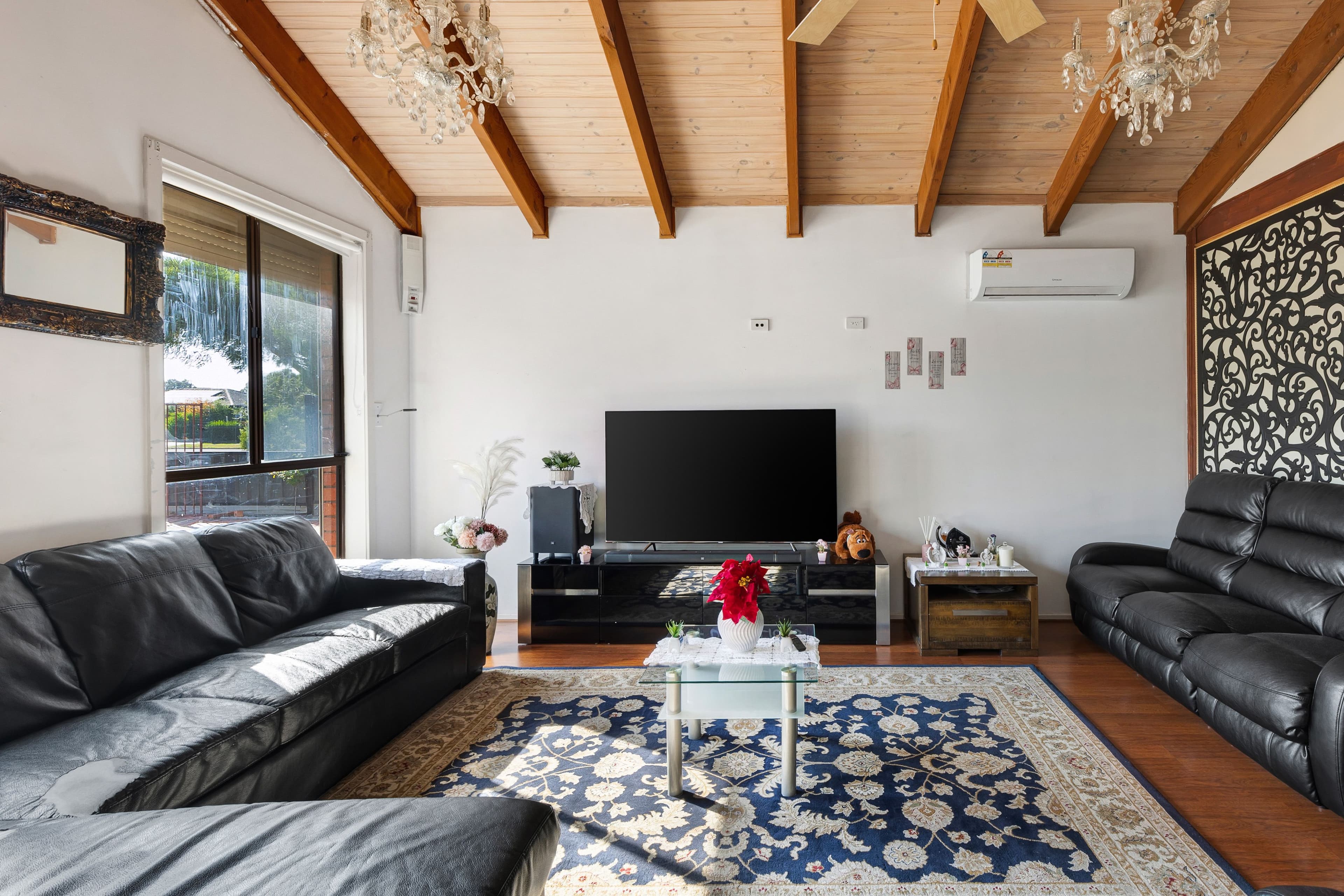 5 Pines Way, Craigieburn VIC 3064, Craigieburn - Thumbnail 3