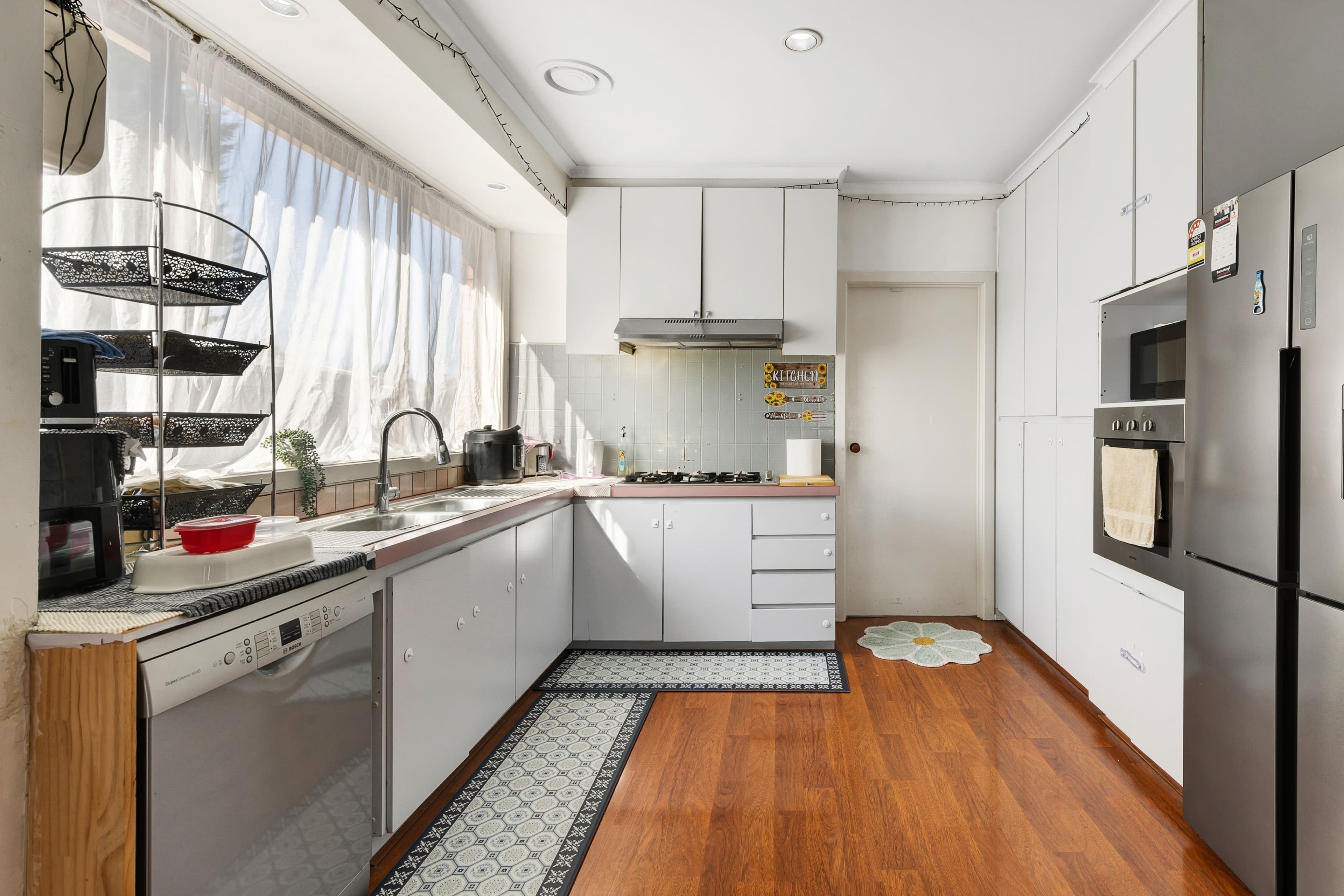 5 Pines Way, Craigieburn VIC 3064, Craigieburn - Thumbnail 5