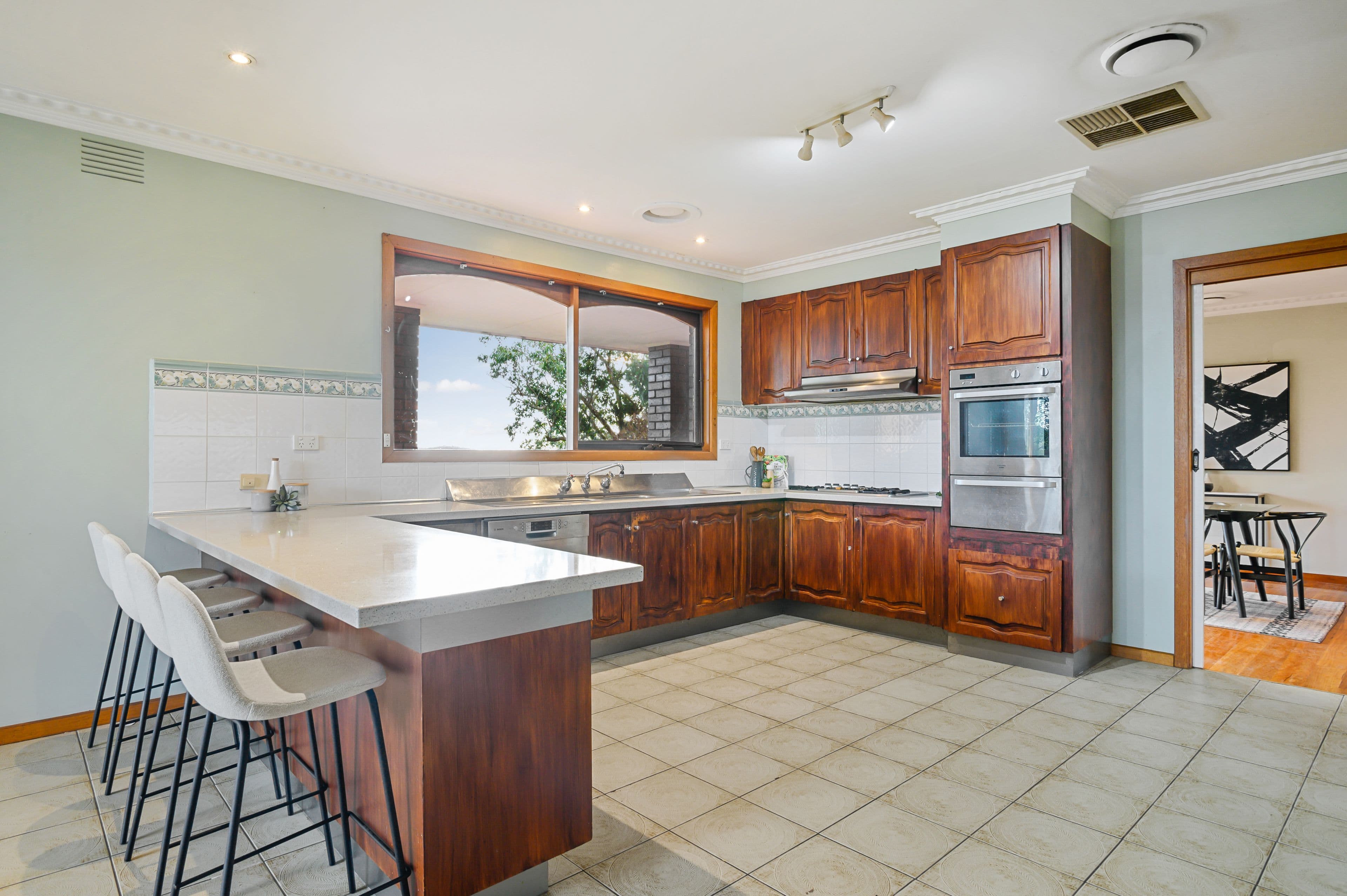 2 Meridian Court, Mooroolbark VIC 3138, Mooroolbark - Thumbnail 4