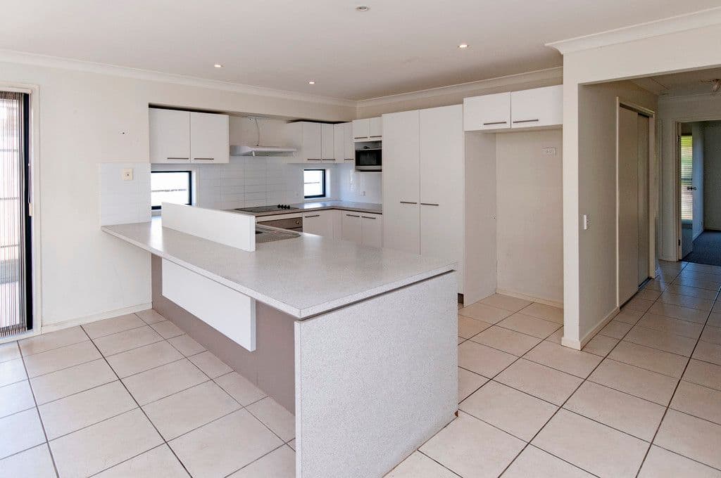 12 Cheihk Crescent, COLLINGWOOD PARK QLD 4301, Collingwood Park - Thumbnail 4