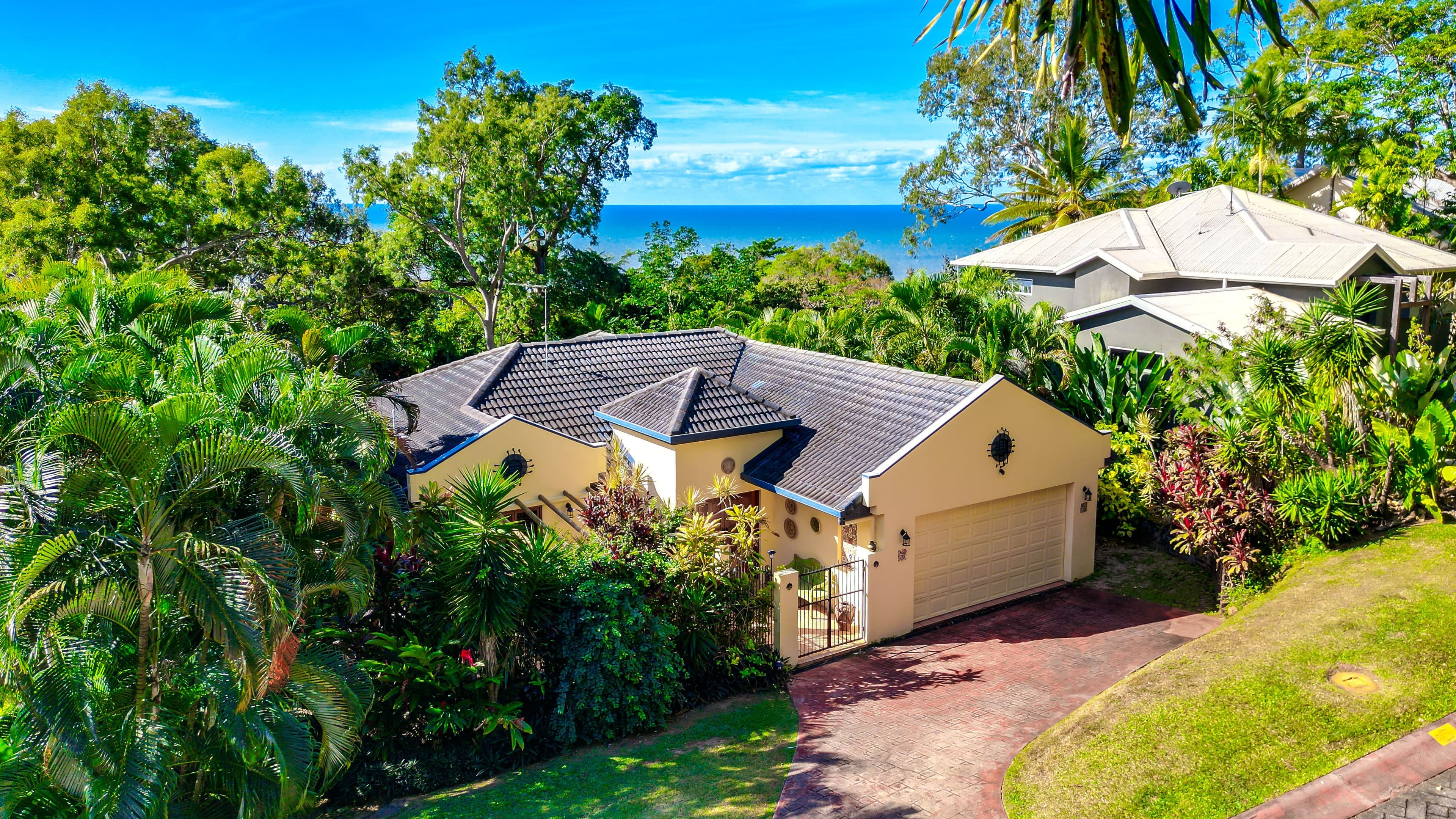 7 Tari Place, Trinity Beach QLD 4879, Trinity Beach - Image 1