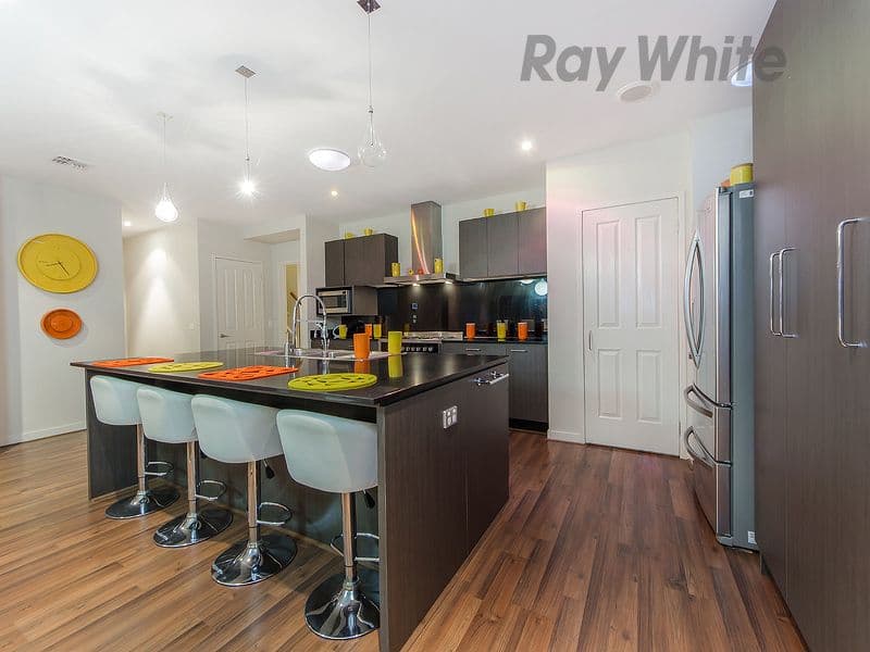 49 Breasley Parkway, Point Cook VIC 3030, Point Cook - Thumbnail 4
