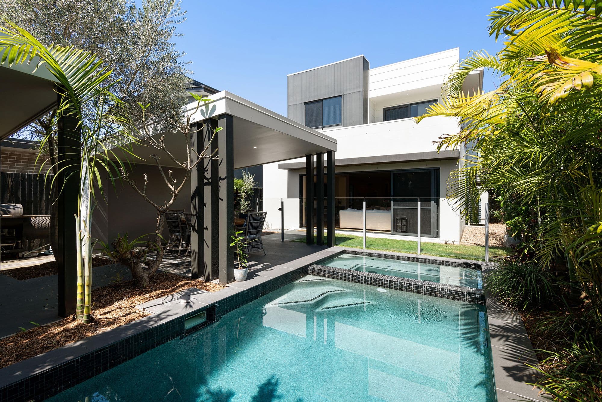 17 Twickenham Street, Chelmer QLD 4068, Chelmer - Thumbnail 2