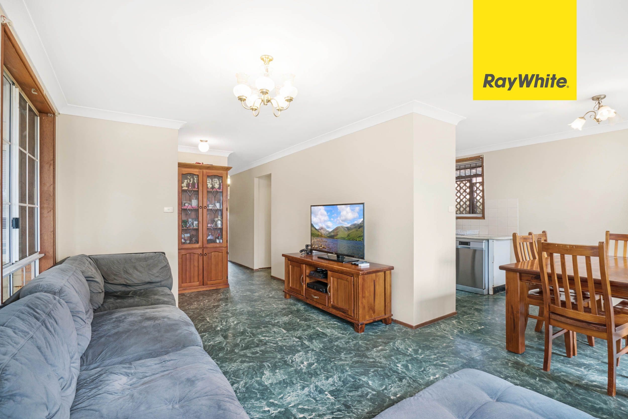 116 Buckwell Drive, Hassall Grove - Thumbnail 3
