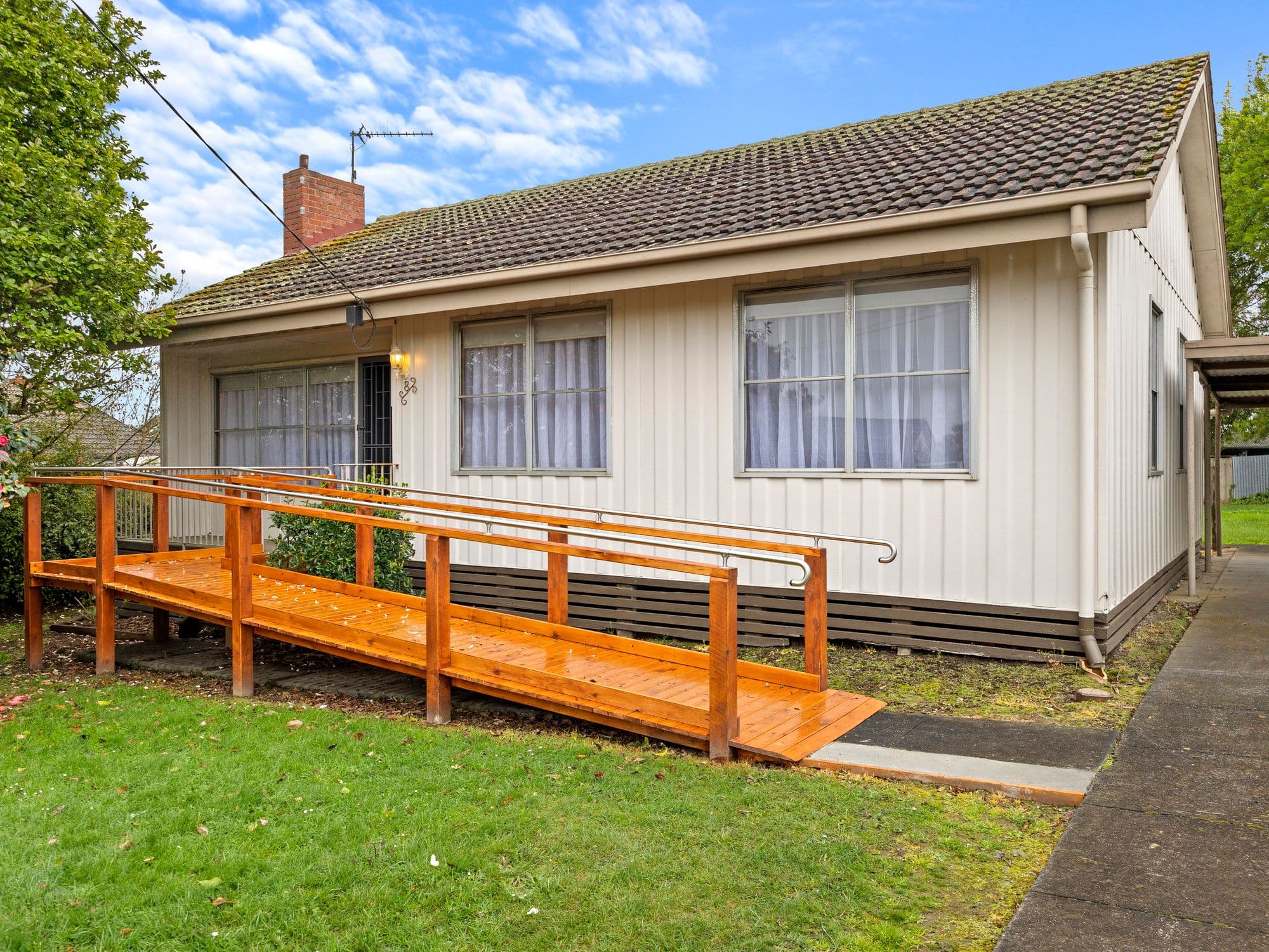 8 Dannock Street, Leongatha VIC 3953, Leongatha - Image 1