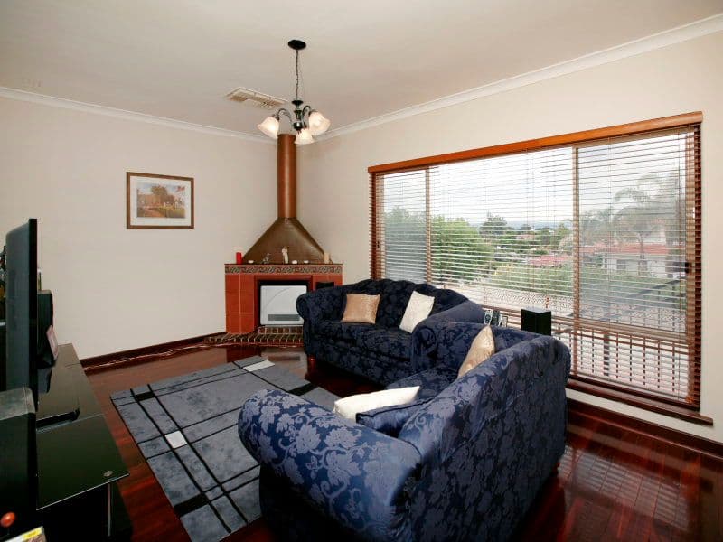 11 Rothbury Road, EMBLETON WA 6062, Embleton - Thumbnail 2