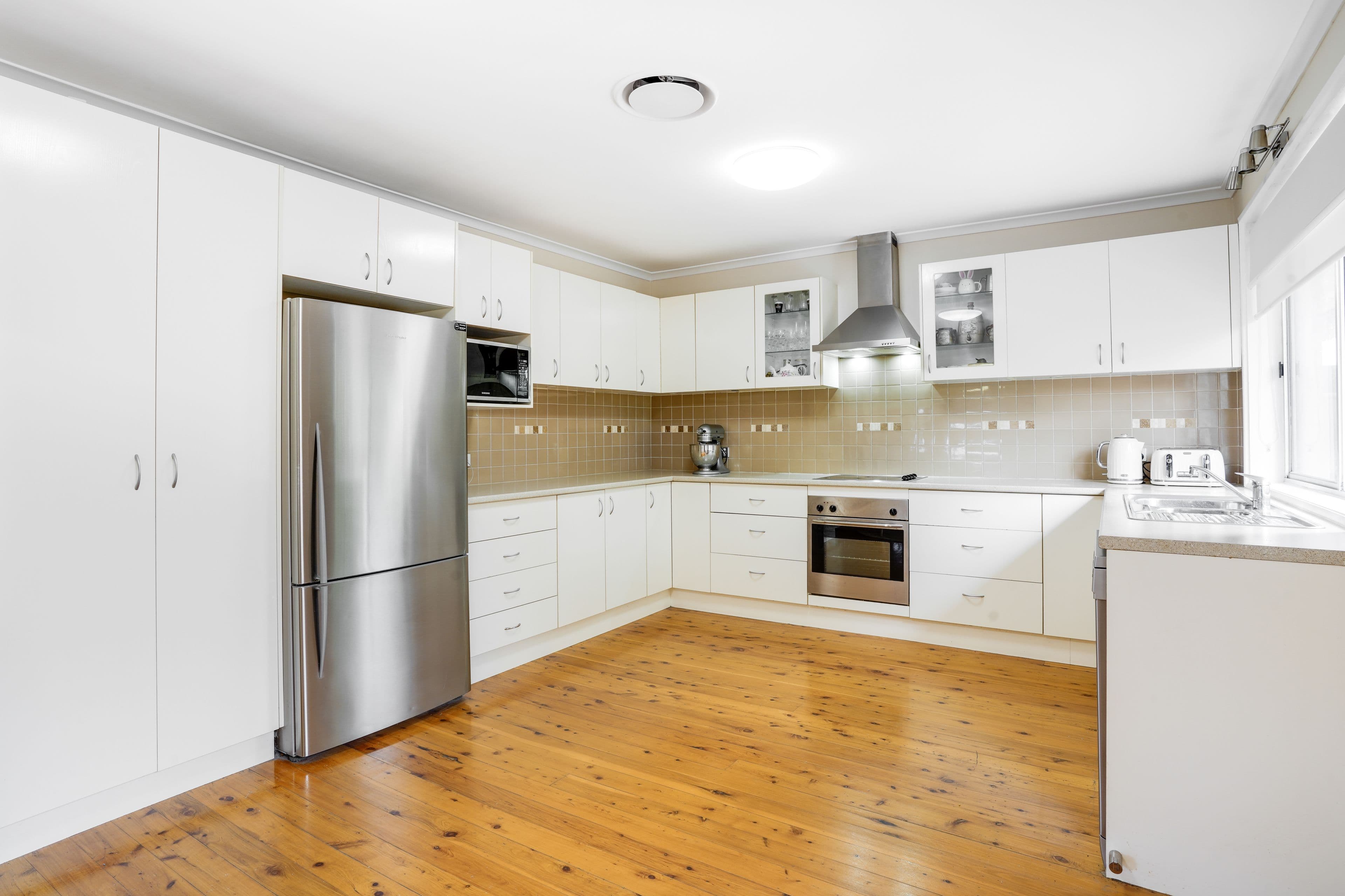 25 Conjola Crescent, Leumeah NSW 2560, Leumeah - Thumbnail 3