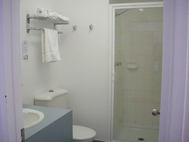 6  Beach Road, DOLPHIN HEADS QLD 4740, Dolphin Heads - Thumbnail 5