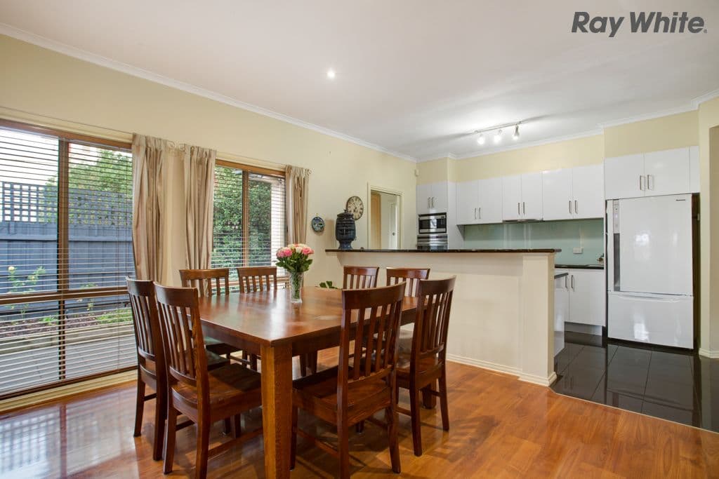 37 Perceval Crescent, Taylors Lakes VIC 3038, Taylors Lakes - Thumbnail 5