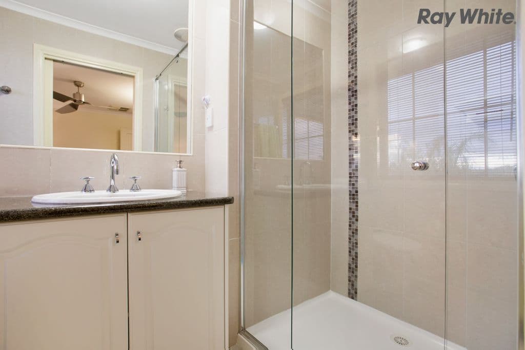 37 Perceval Crescent, Taylors Lakes VIC 3038, Taylors Lakes - Thumbnail 7