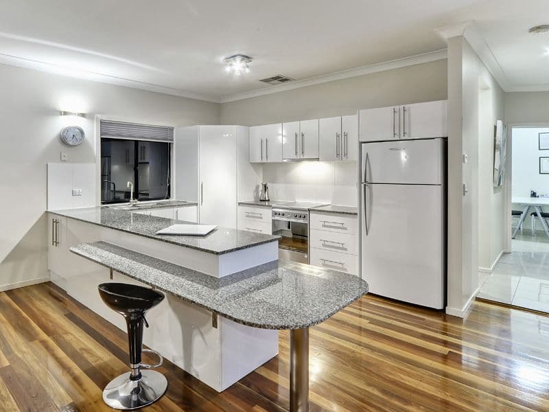 42 Kuranda Street, BALMORAL QLD 4171, Balmoral - Thumbnail 4