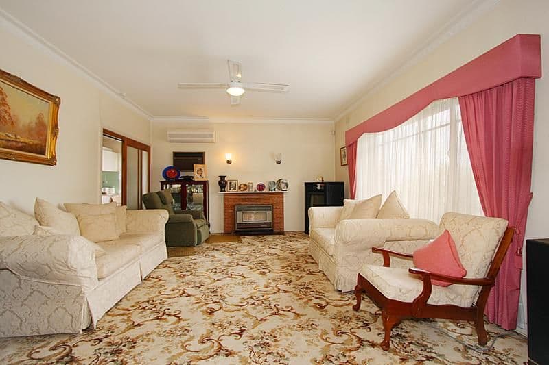 49 Garnett Street, Oakleigh VIC 3166, Huntingdale - Thumbnail 2