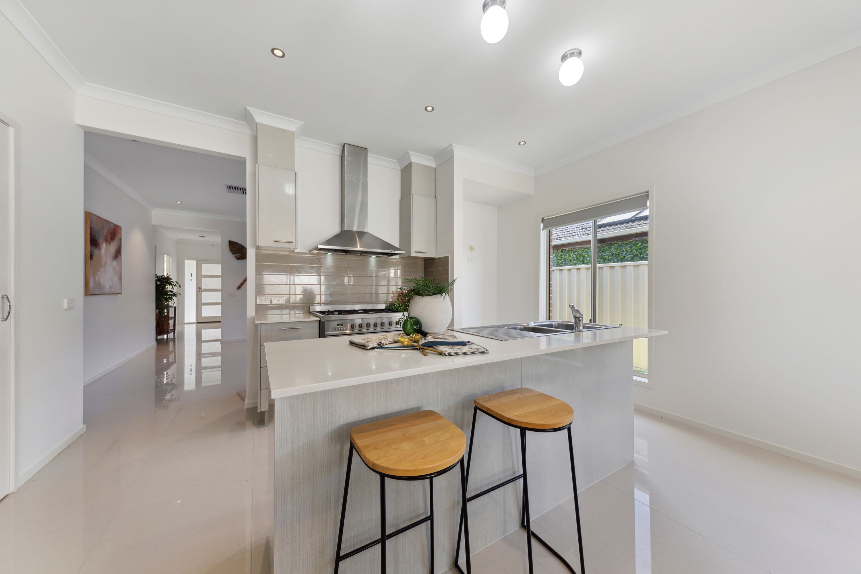 2 Pashanger Court, Pakenham VIC 3810, Pakenham - Thumbnail 3
