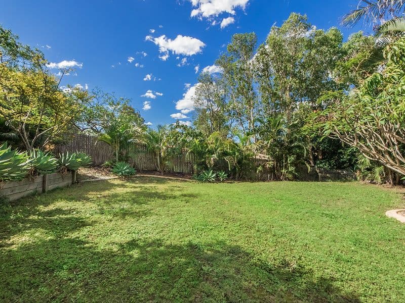 10 Pinebark Avenue, Oxenford QLD 4210, Oxenford - Thumbnail 2