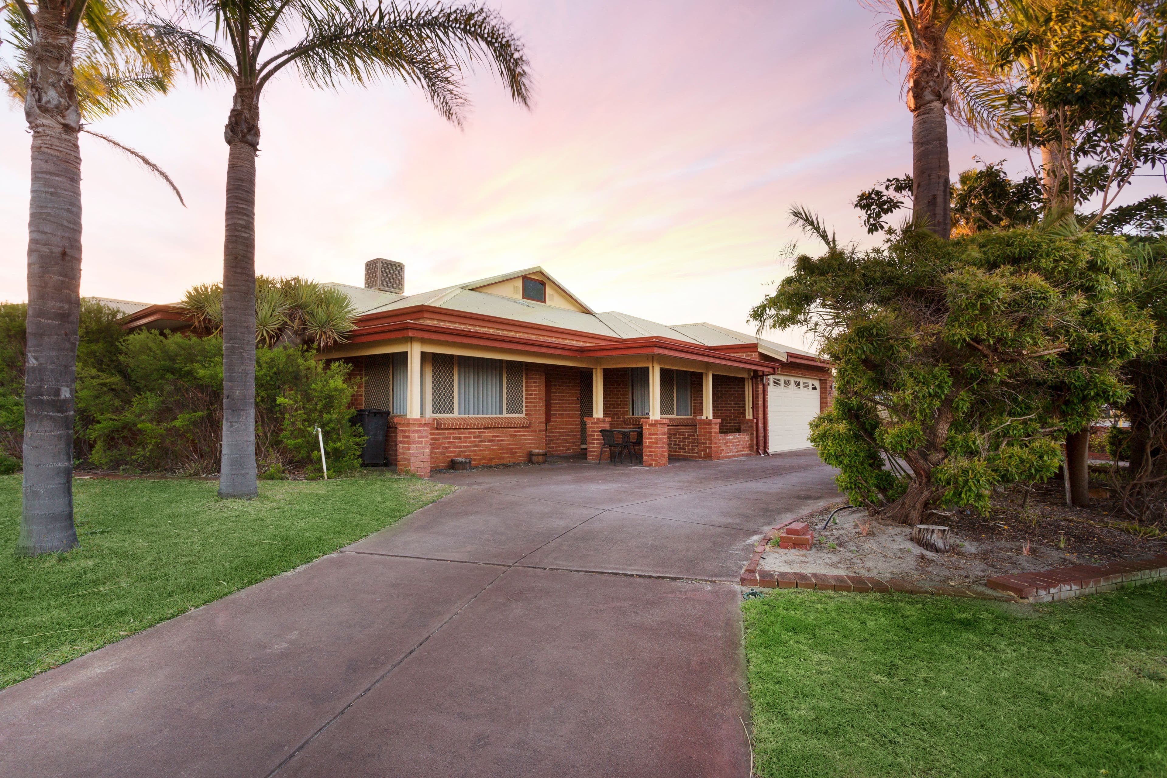 29 Hickory Drive, Thornlie WA 6108, Thornlie - Image 1