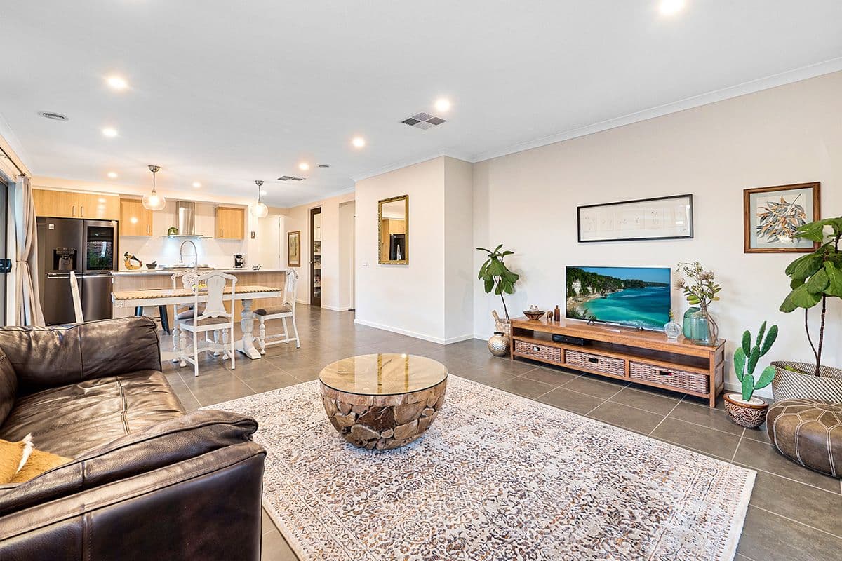 3 Butternut Drive, Lyndhurst VIC 3975, Lyndhurst - Thumbnail 5