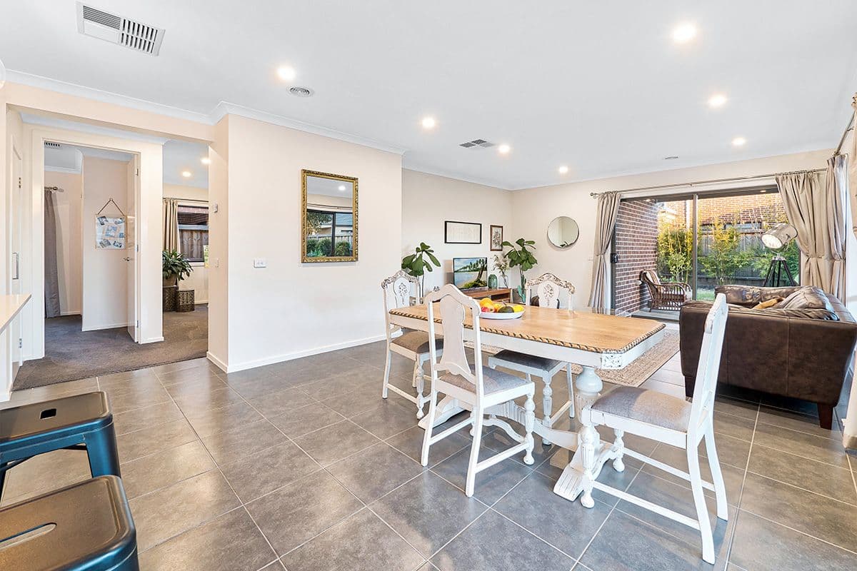 3 Butternut Drive, Lyndhurst VIC 3975, Lyndhurst - Thumbnail 6