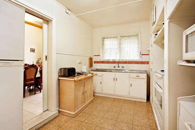 42 Fyffe Street, THORNBURY VIC 3071, Thornbury - Thumbnail 4