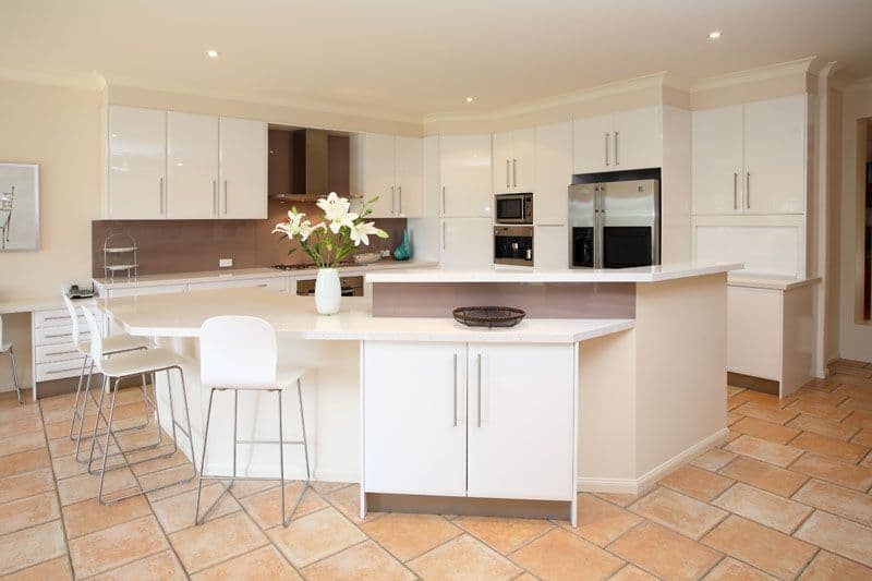 21 Tangy Street, BROOKFIELD QLD 4069, Brookfield - Thumbnail 2