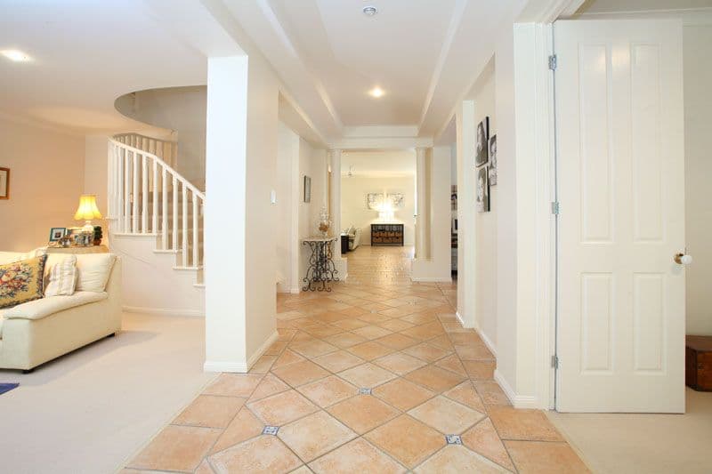 21 Tangy Street, BROOKFIELD QLD 4069, Brookfield - Thumbnail 6
