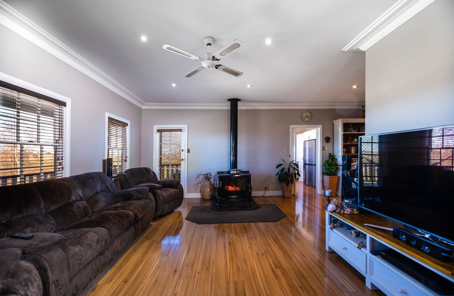 73 Lucernvale Road, Yass - Thumbnail 3