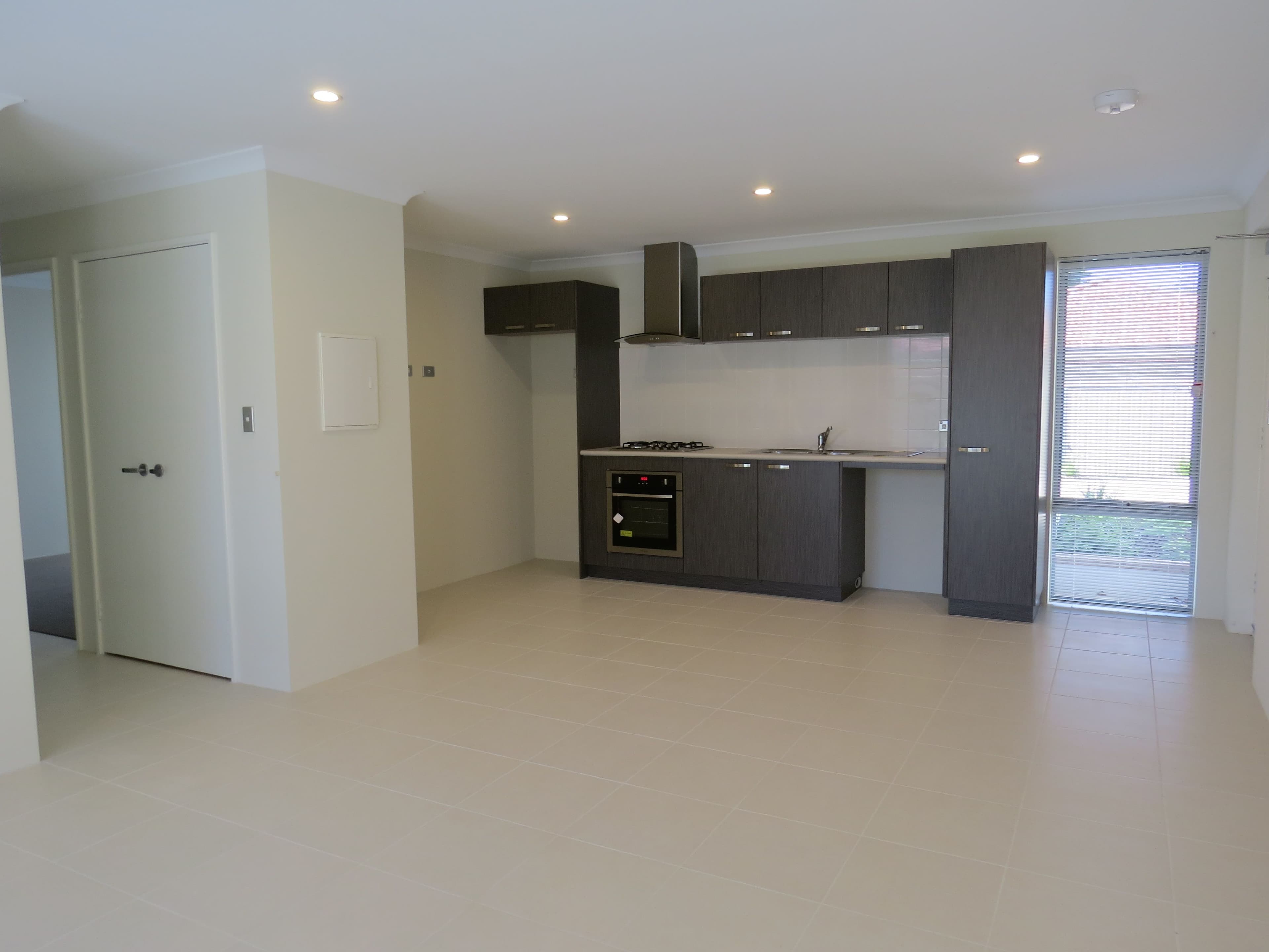 12 Heath Road, Kalamunda WA 6076, Kalamunda - Thumbnail 2
